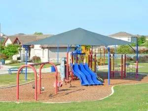 $300,000 | 300 Wapiti Road, Buda, TX 78610