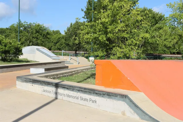 $300,000 | 300 Wapiti Road, Buda, TX 78610