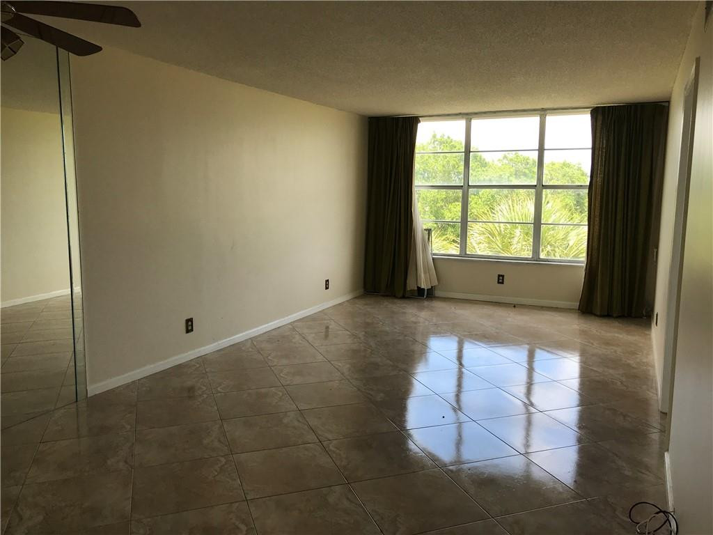 9949 Sandalfoot Boulevard, Unit 547 Boca Raton, FL 33428 - Photo 7 of 28 Photo 7
