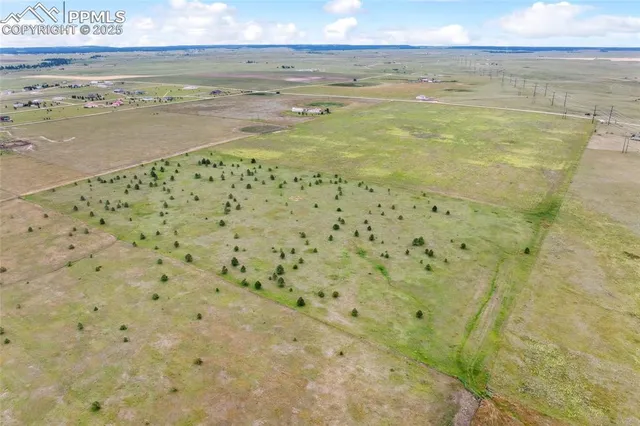a view of an ocean beach