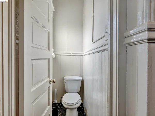 $1,099,000 | 820 52nd Street, Oakland, CA 94608
