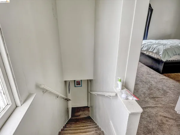 $1,099,000 | 820 52nd Street, Oakland, CA 94608