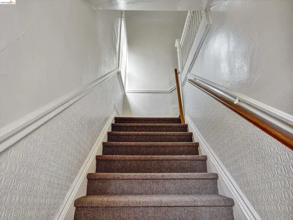 $1,099,000 | 820 52nd Street, Oakland, CA 94608
