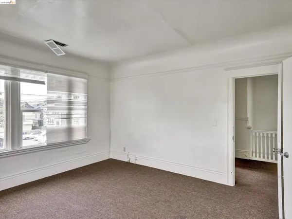 $1,099,000 | 820 52nd Street, Oakland, CA 94608