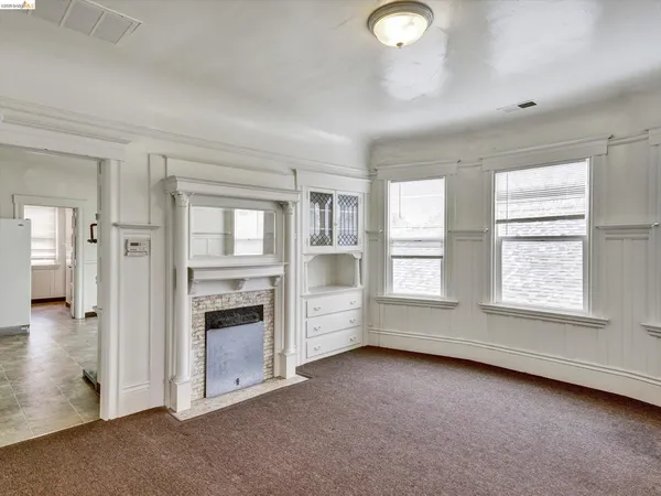 $1,099,000 | 820 52nd Street, Oakland, CA 94608