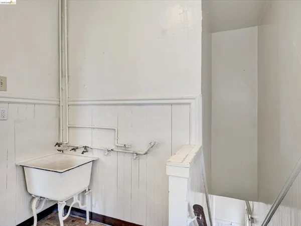 $1,099,000 | 820 52nd Street, Oakland, CA 94608