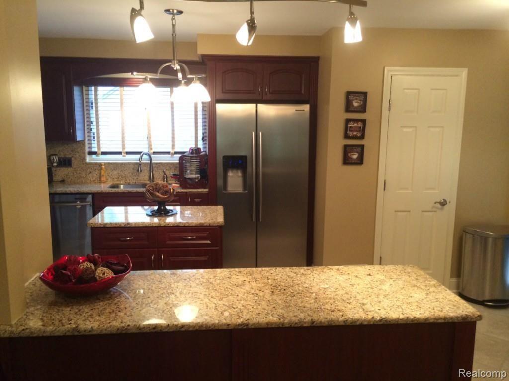 3480 Eastham Road Dearborn, MI 48120 - Photo 20 of 75 15.jpg