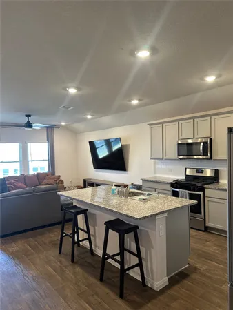 $2,250 | 20004 Price Daniel Drive, Manor, TX 78653