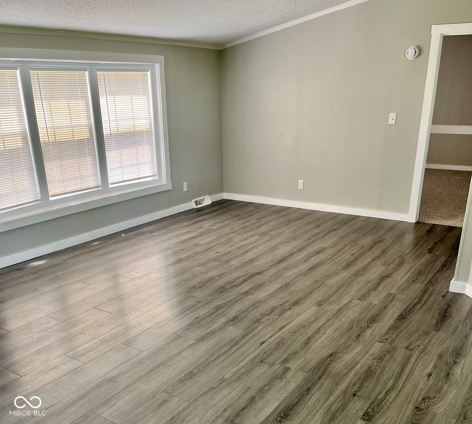 4712 Autumn Ridge Drive Columbus, IN 47203 - Photo 7 of 16
