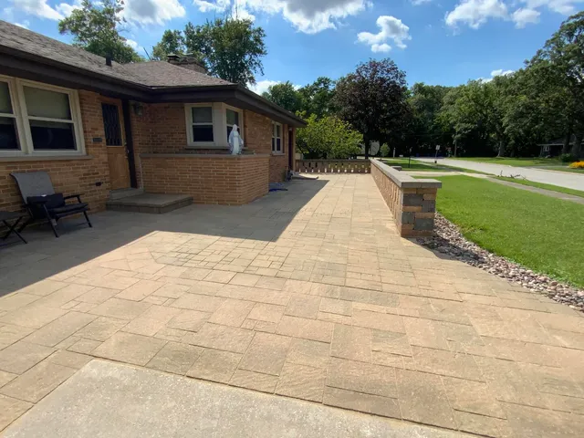 a house view with a backyard space