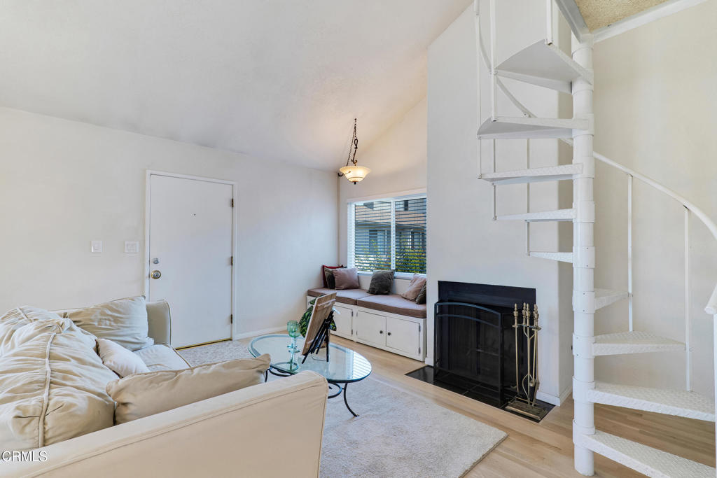 5125 West Wooley Road, Unit 5 Oxnard, CA 93035 - Photo 10 of 32