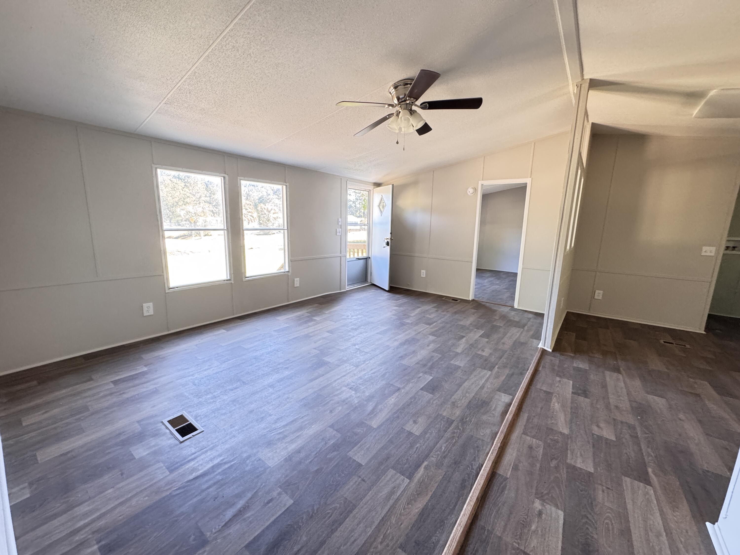 207 Coot Lane Walterboro, SC 29488 - Photo 5 of 38 207 Coot Lane