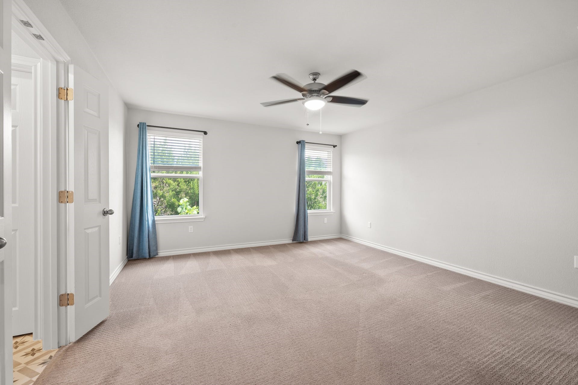5107 Lemon Tree Path, Unit 127 Austin, TX 78723 - Photo 19 of 40 a view of empty room with windows