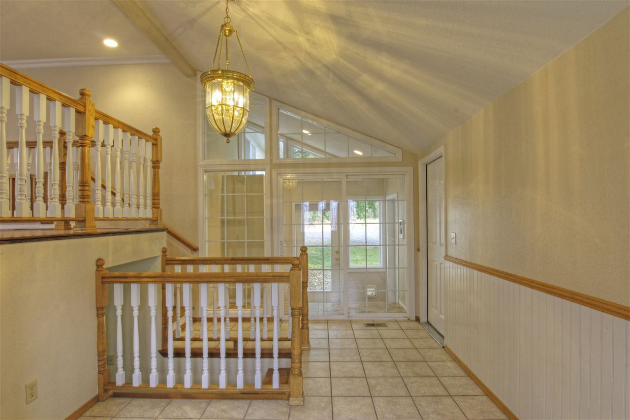 13821 South Murphy Road Cheney, WA 99004 - Photo 2 of 20