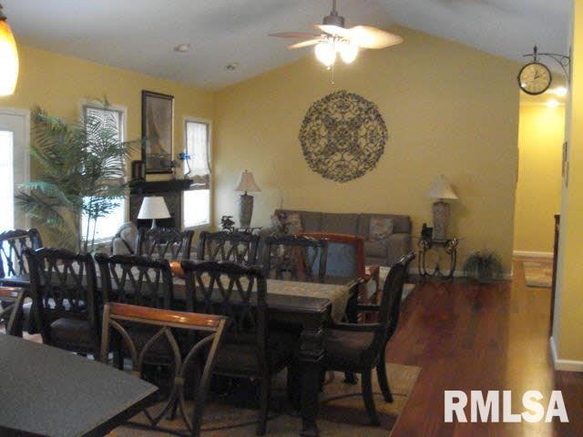 13237 Smith Road Mount Vernon, IL 62864 - Photo 14 of 44