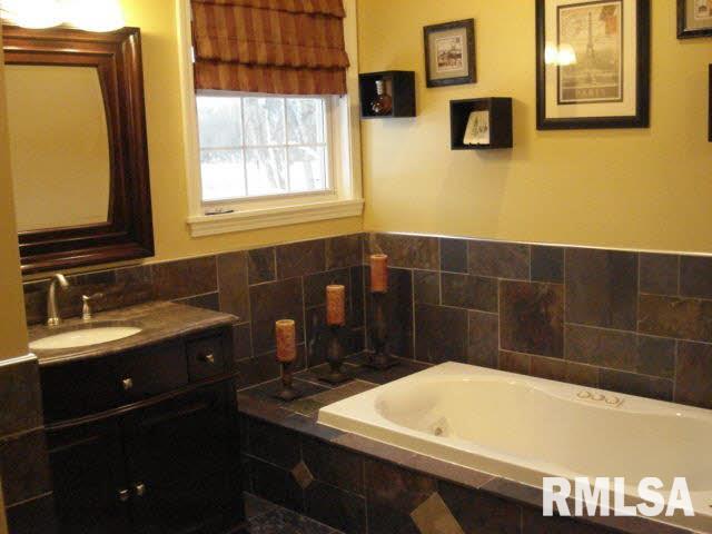 13237 Smith Road Mount Vernon, IL 62864 - Photo 22 of 44