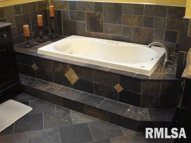 13237 Smith Road Mount Vernon, IL 62864 - Photo 23 of 44