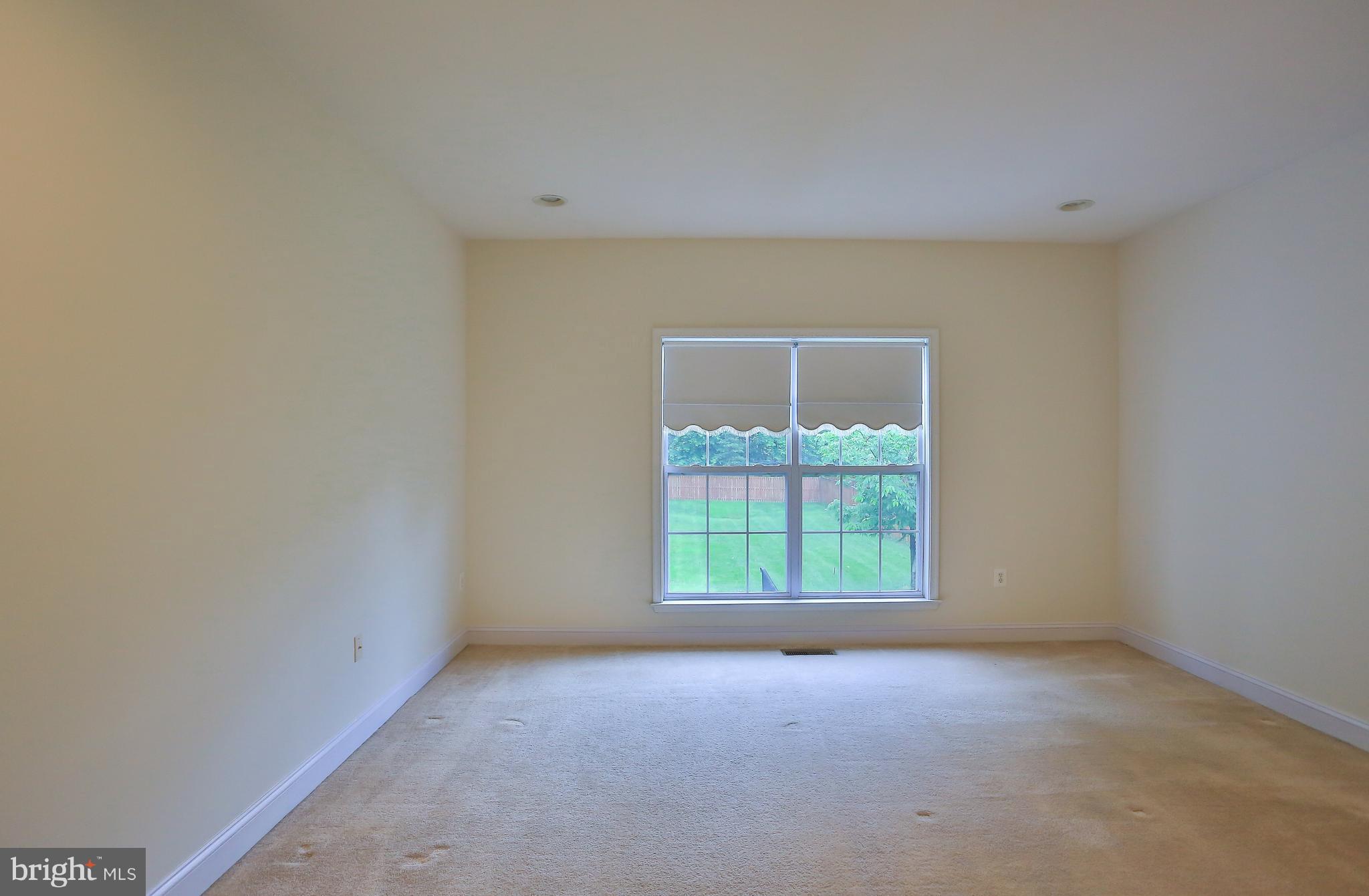 13196 Delaney Road Woodbridge, VA 22193 - Photo 11 of 27 Interior (General)