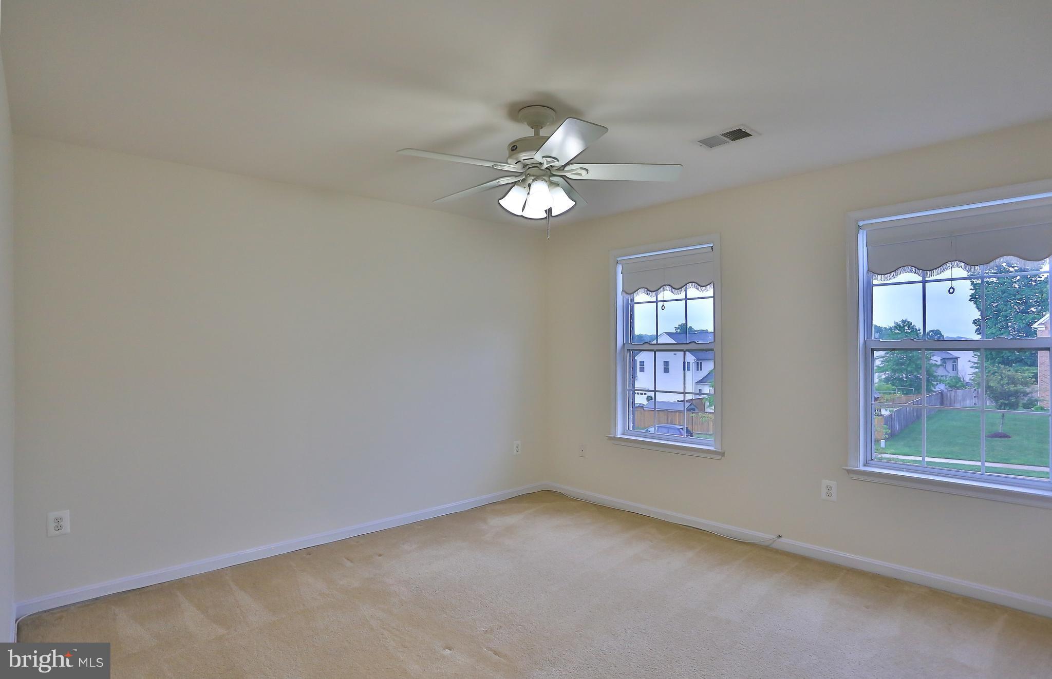 13196 Delaney Road Woodbridge, VA 22193 - Photo 18 of 27 Bedroom