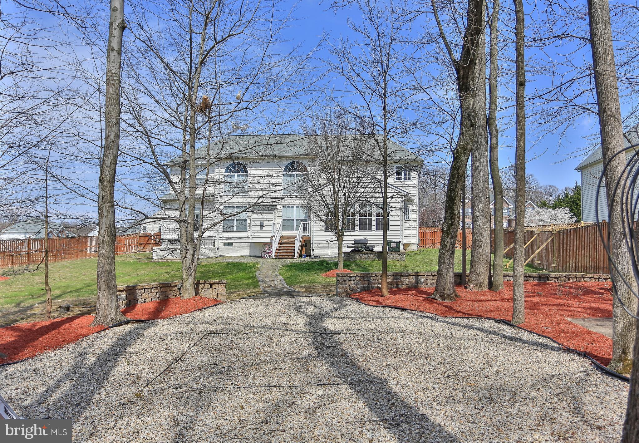 13196 Delaney Road Woodbridge, VA 22193 - Photo 25 of 27 Exterior (Rear)