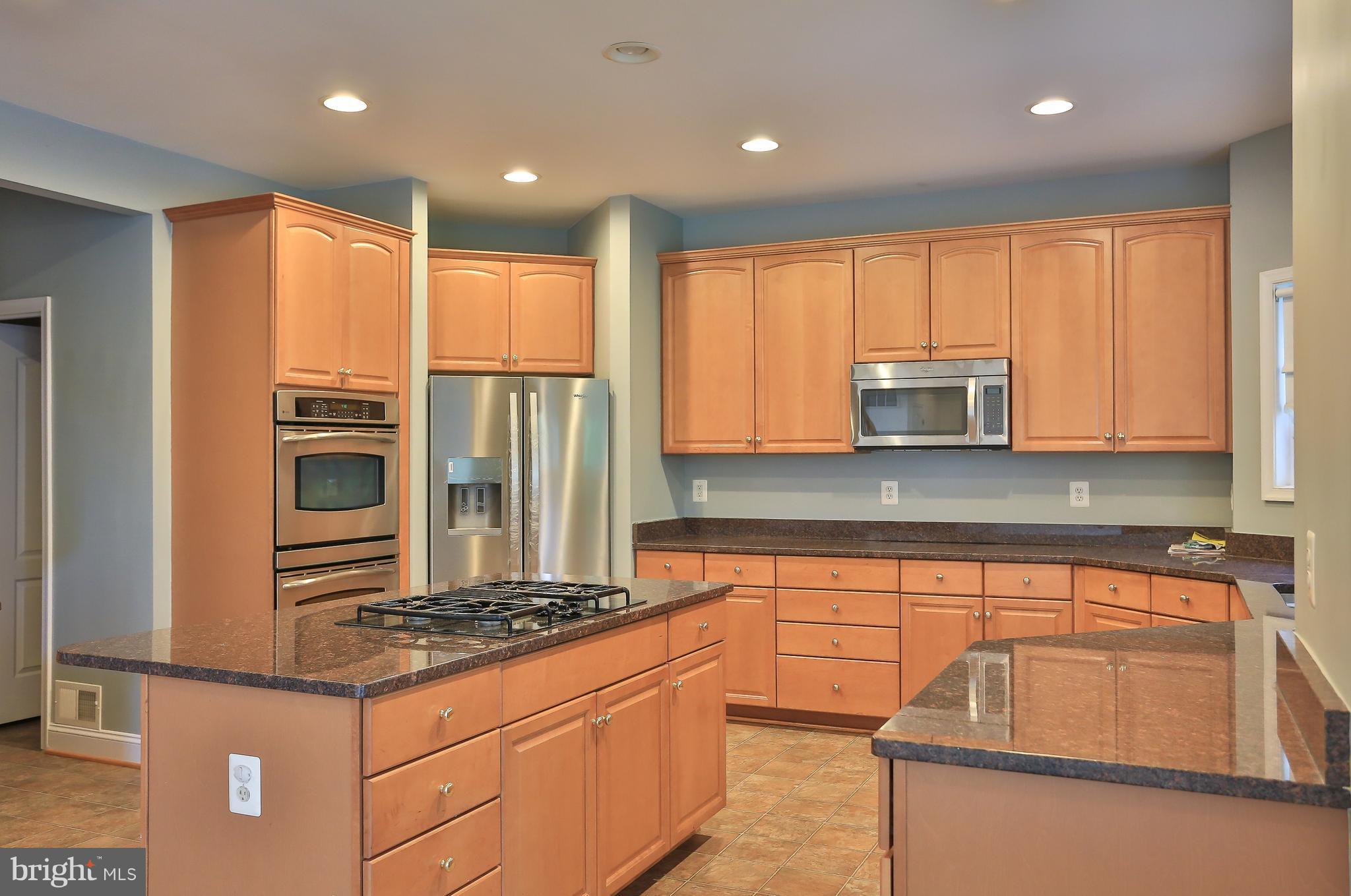 13196 Delaney Road Woodbridge, VA 22193 - Photo 5 of 27 Kitchen