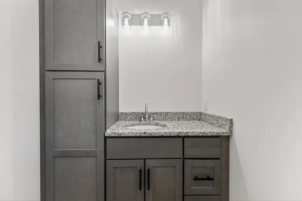 $469,000 | 13 Feldspar Lane, Unit 7, Cumberland Center, ME 04021