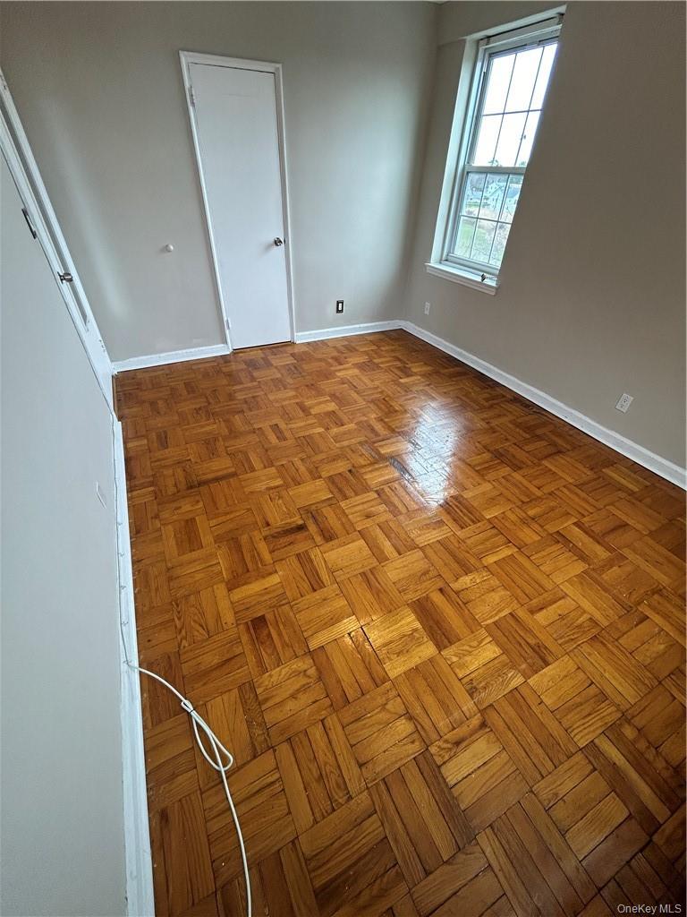 220 Pelham Road, Unit 5C New Rochelle, NY 10805 - Photo 8 of 31