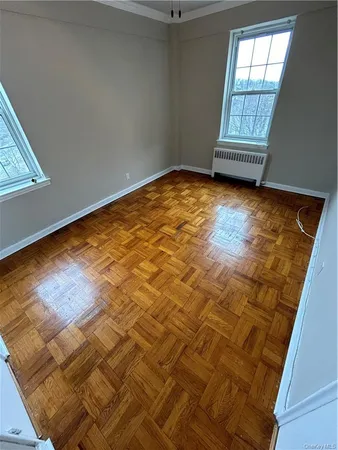 $2,150 | 220 Pelham Road, Unit 5C, New Rochelle, NY 10805
