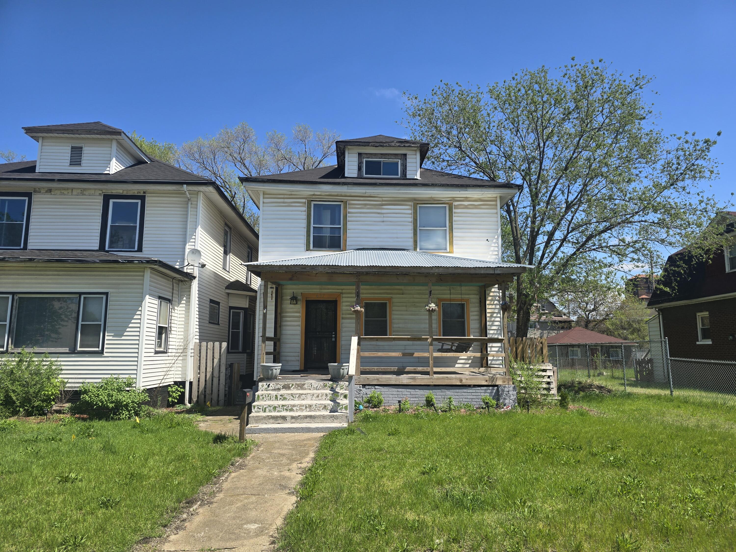 437 Jackson Street Gary, IN 46402 - Photo 1 of 29 3000x2250