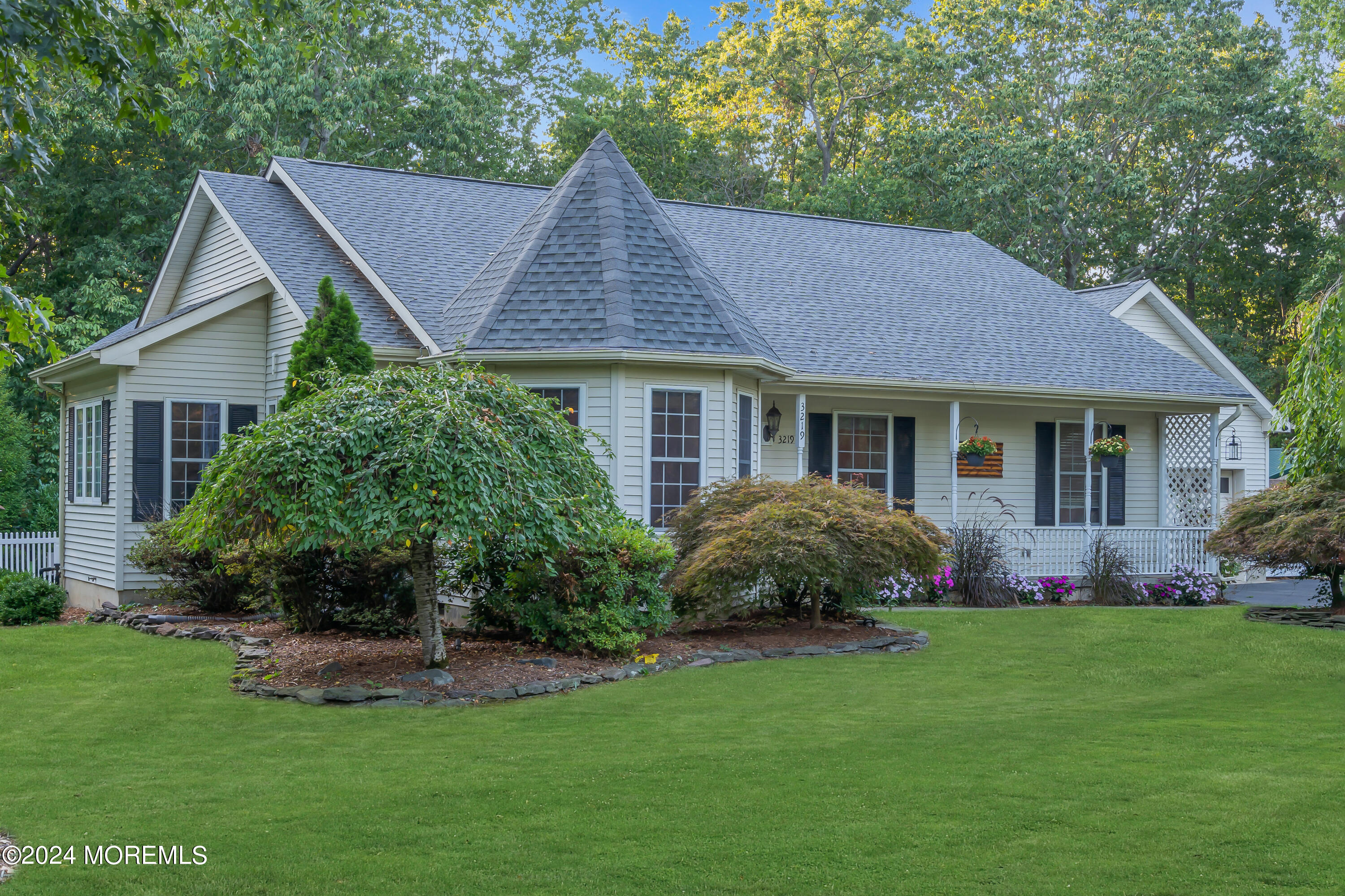 3219 Ridgeway Boulevard Manchester Township, NJ 08759 - Photo 1 of 71 002_dsc00247-1b_68