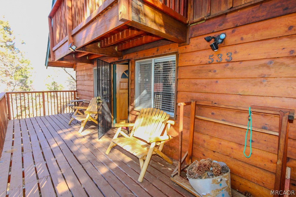 533 Victoria Lane Sugarloaf, CA 92386 - Photo 33 of 36 a view of a chairs on the deck