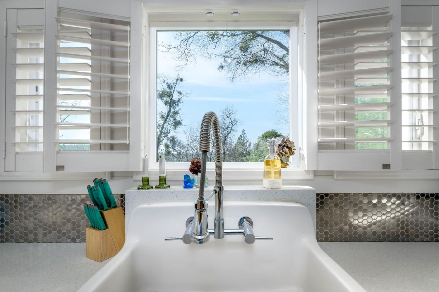 13579 Haas Court Rough and Ready, CA 95975 - Photo 33 of 79 Farmhouse sink