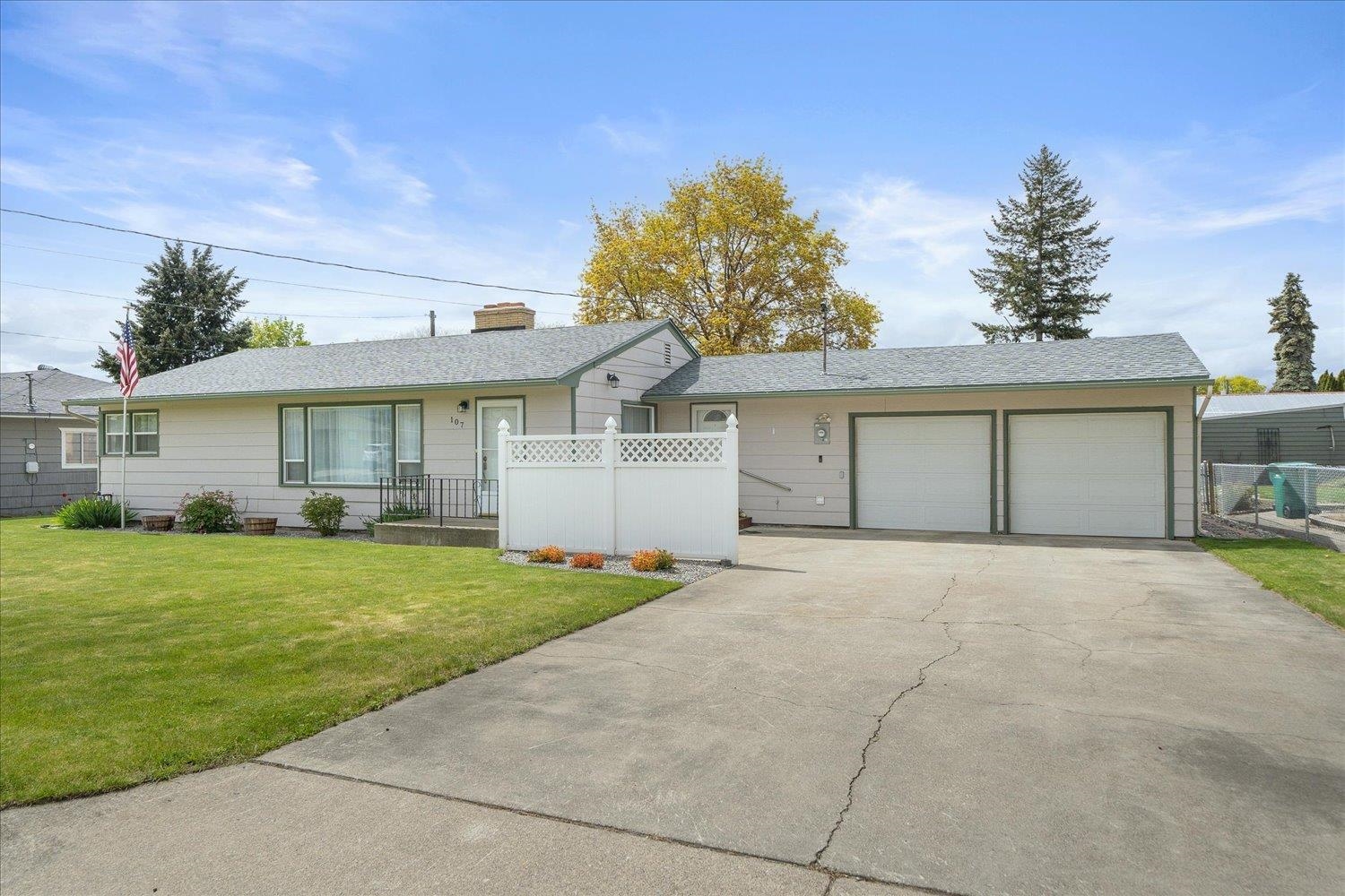 107 North McCabe Road Spokane Valley, WA 99216 - Photo 5 of 40