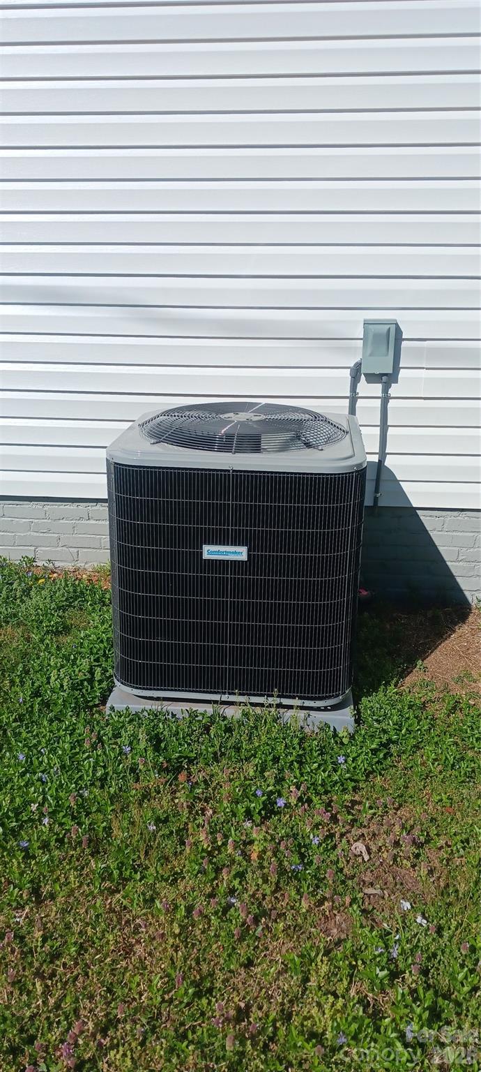 105 North Inman Avenue Bessemer City, NC 28016 - Photo 38 of 38 a view of a backyard