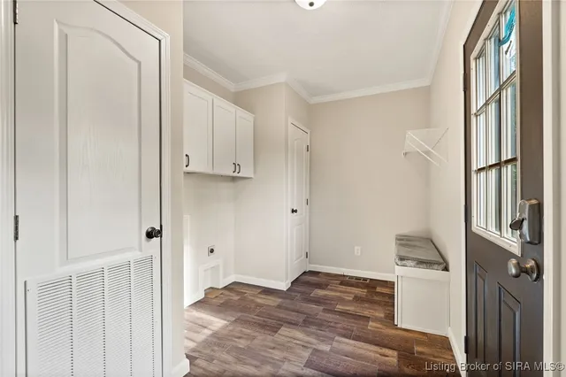 $325,000 | 6136 Fairview Road, Taswell, IN 47175