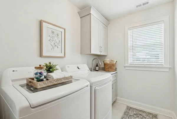 $1,099,900 | 885 Geneva Road, St. Charles, IL 60174