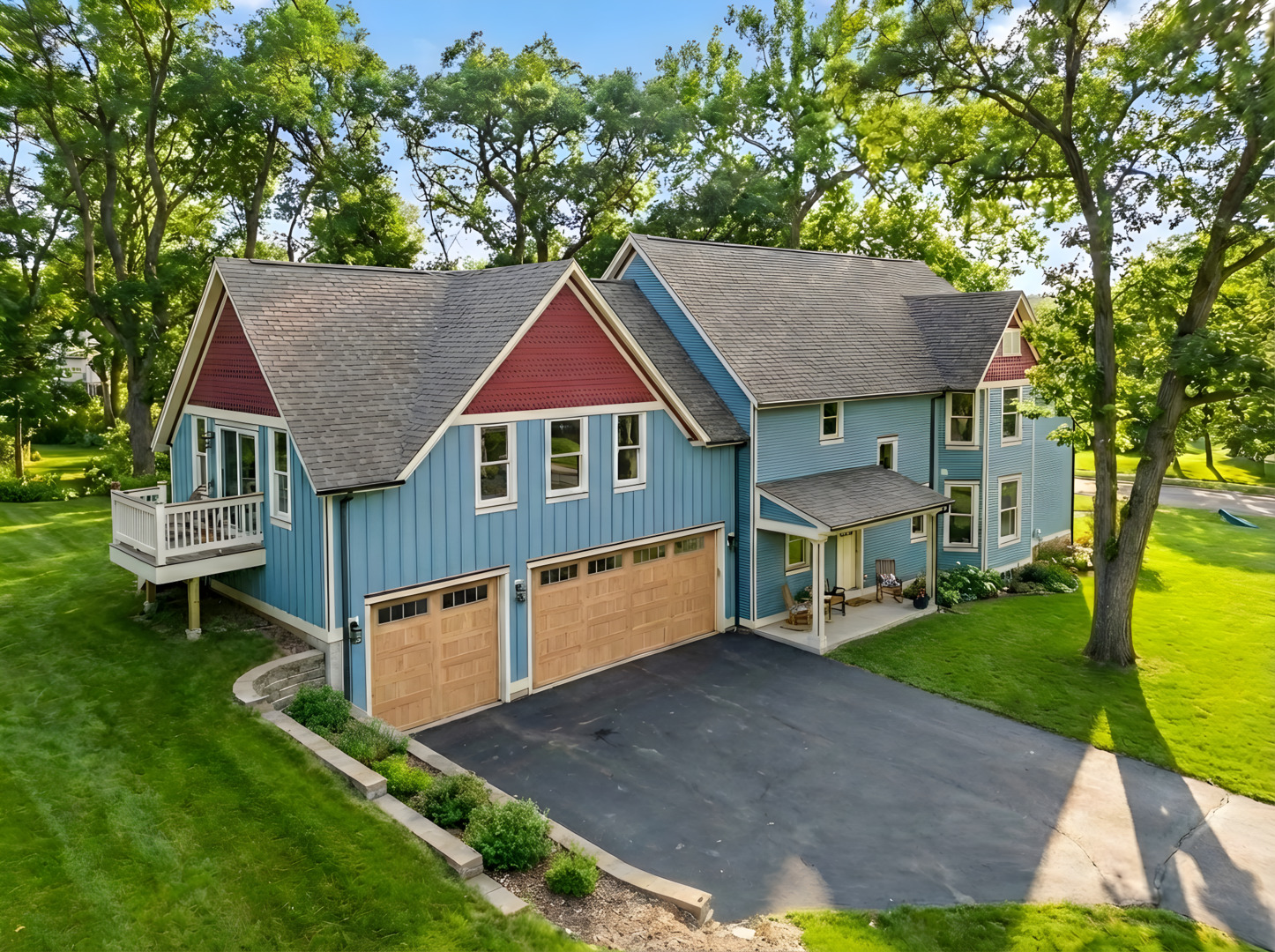885 Geneva Road St. Charles, IL 60174 - Photo 36 of 39 a aerial view of a house with a yard table and chairs