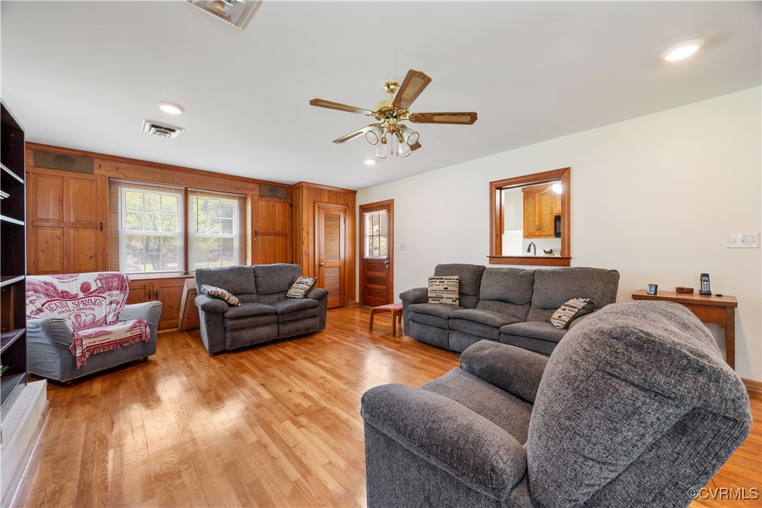 1918 Dodson Road Petersburg, VA 23805 - Photo 19 of 41 Gallery Image 19