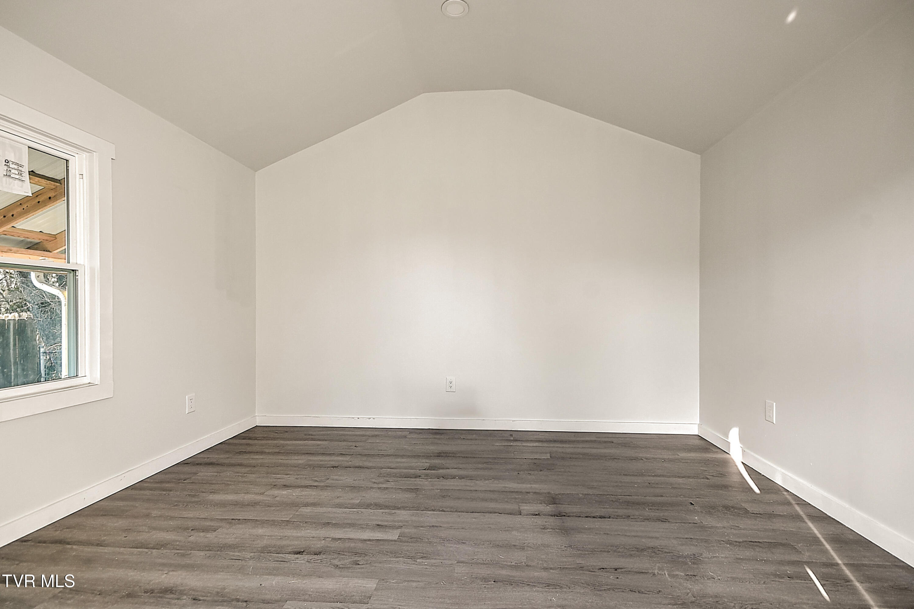 410 West Highland Road Johnson City, TN 37604 - Photo 26 of 31 410 W Highland MA-28