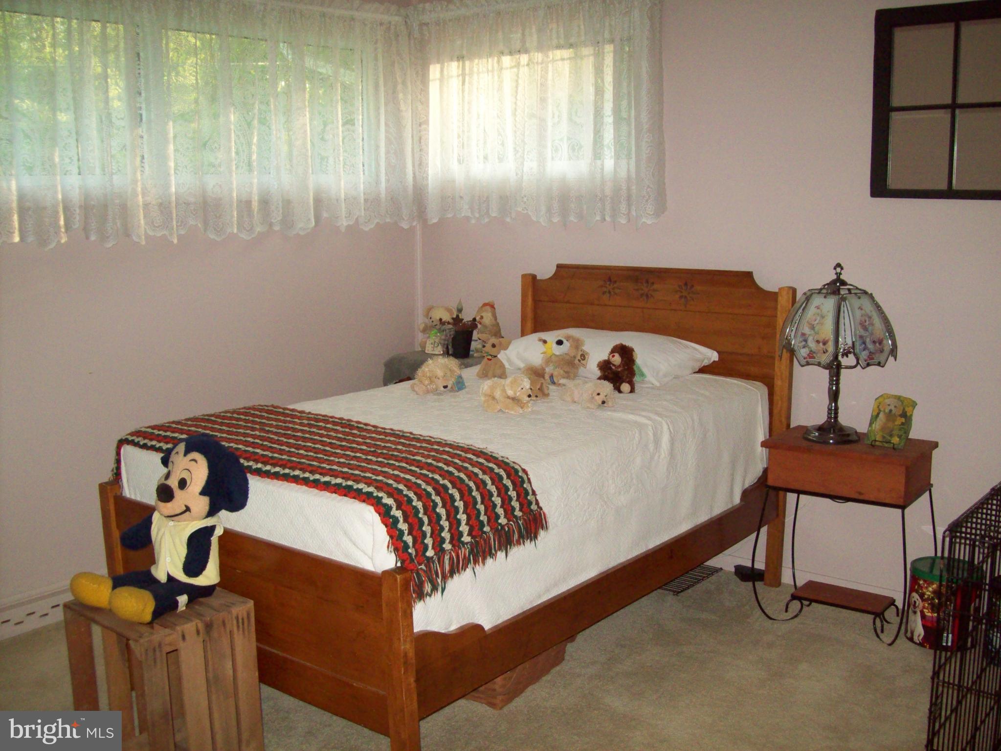 2045 Edgewood Road Chambersburg, PA 17202 - Photo 16 of 20 Bedroom