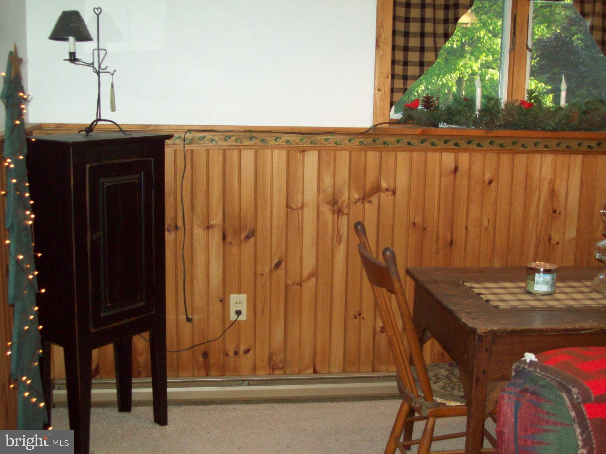 2045 Edgewood Road Chambersburg, PA 17202 - Photo 18 of 20 Family Room