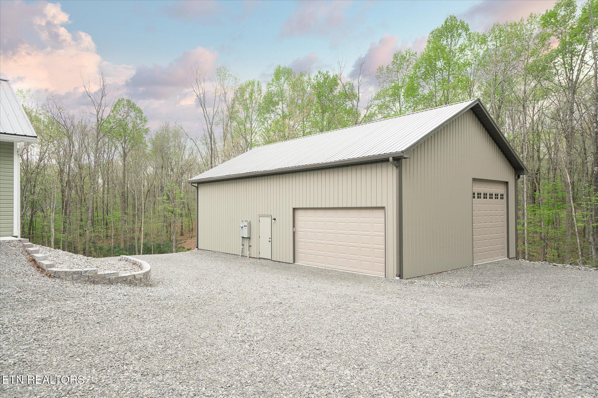 1721 Huckleberry Road Monterey, TN 38574 - Photo 5 of 33 06-1721 Huckleberry Rd_TNPC_034-Edit
