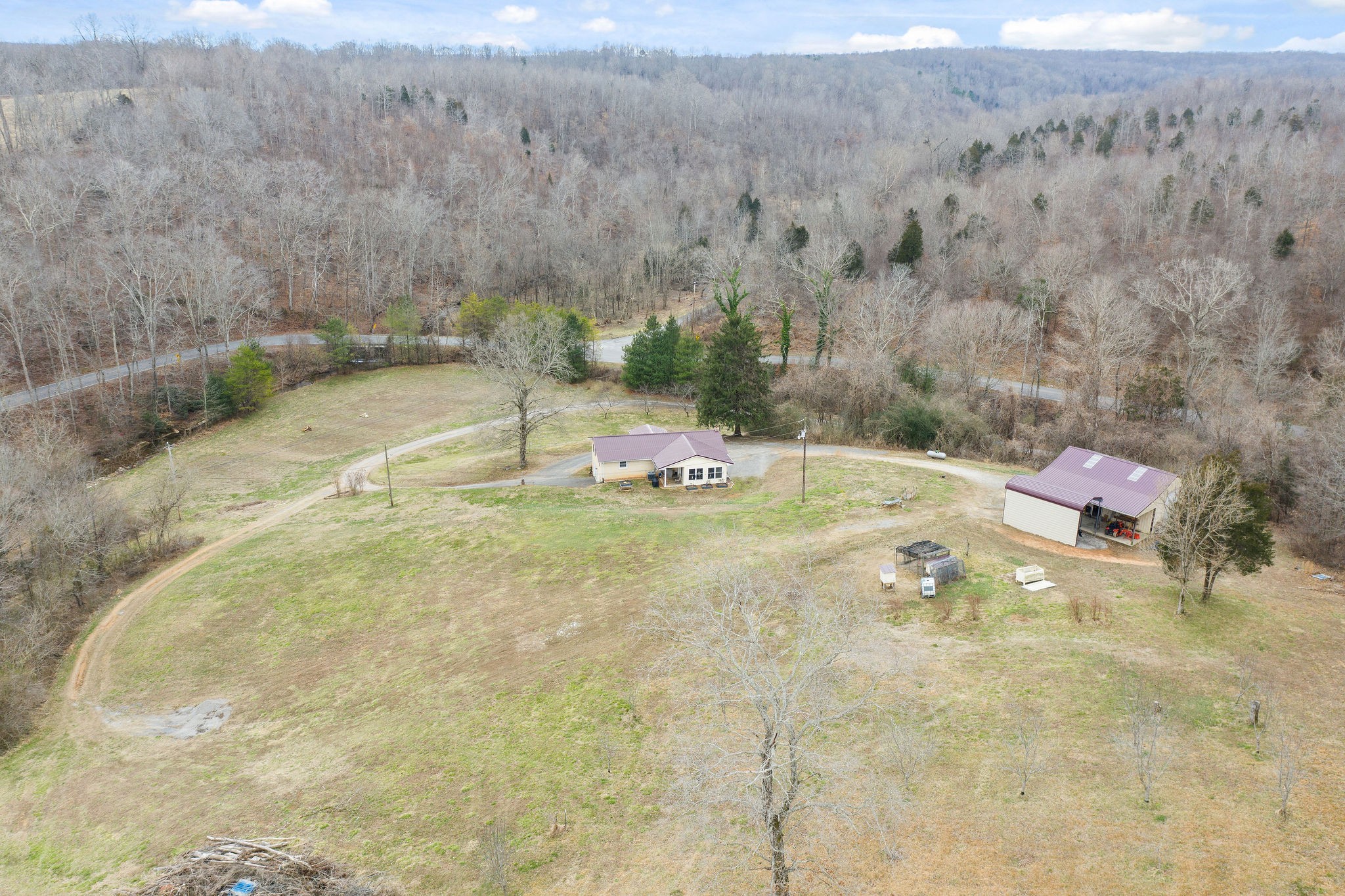 522 Camp Ground Road Erin, TN 37061 - Photo 3 of 36 Gallery Image 3