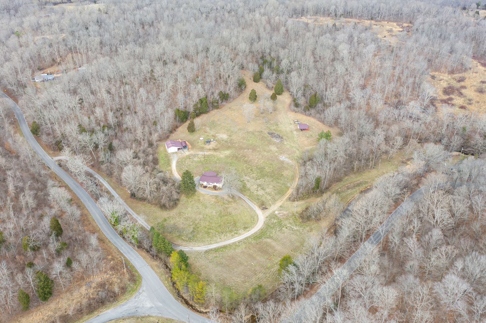 522 Camp Ground Road Erin, TN 37061 - Photo 5 of 36 Gallery Image 5