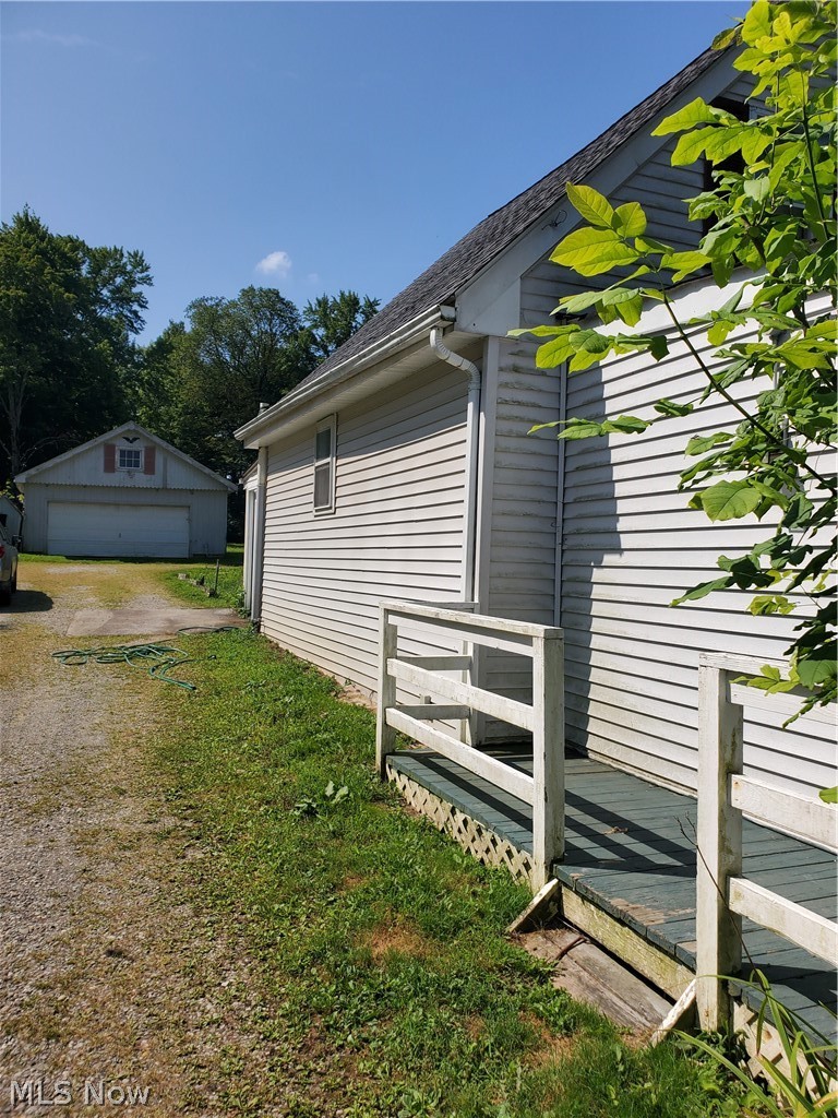 32700 Pettibone Road Solon, OH 44139 - Photo 8 of 34