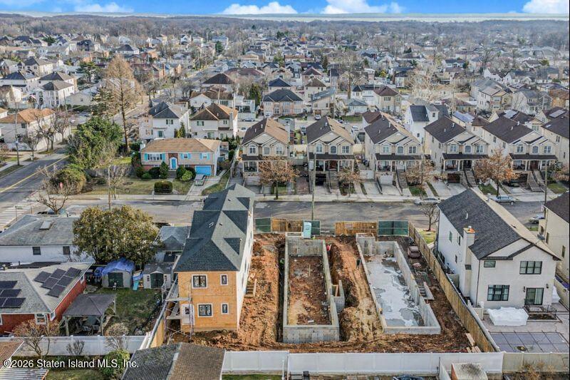 907 Rathbun Avenue Staten Island, NY 10309 - Photo 35 of 36 an aerial view of a house