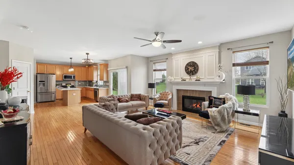 $549,900 | 210 Honeysuckle Street, Bolingbrook, IL 60490