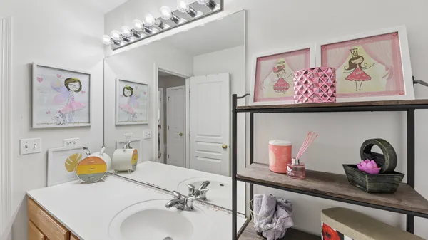 $549,900 | 210 Honeysuckle Street, Bolingbrook, IL 60490