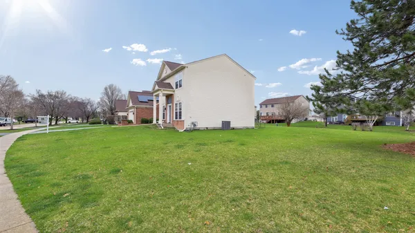 $549,900 | 210 Honeysuckle Street, Bolingbrook, IL 60490