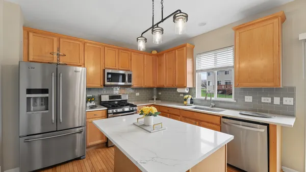 $549,900 | 210 Honeysuckle Street, Bolingbrook, IL 60490